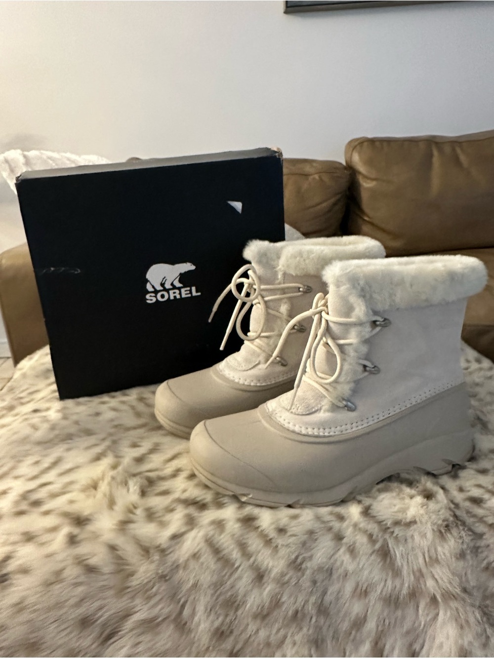 Sorel SNOW ANGEL Women's Cream Lace-Up Fur Winter Boots